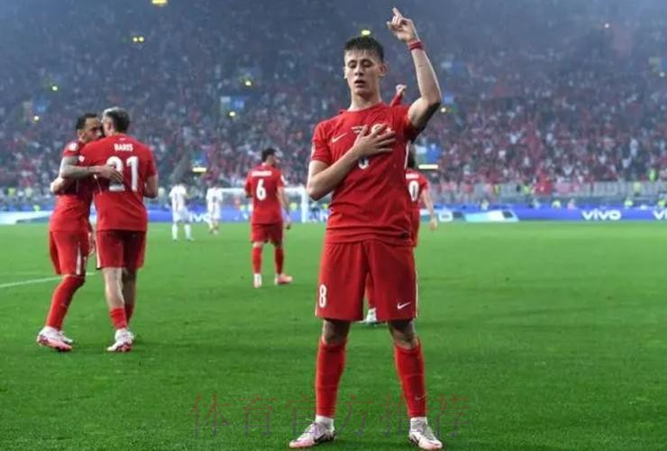 安帅:本届欧洲杯强度不大 不少球员赛前就感到疲惫 安帅:本届欧洲杯强度不大 不少球员赛前就感到疲惫